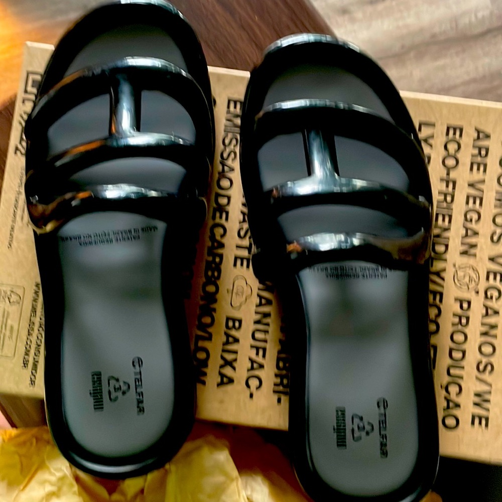 TELFAR COLLAB WITH MELISSA (BLACK JELLY)